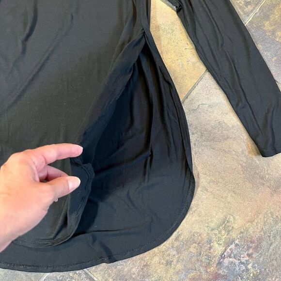 Old Navy Tulip Hem Slide Slits Lace Top Medium - Picture 6 of 13